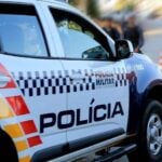 Homem é preso após atacar esposa com machado durante festa em Cuiabá
