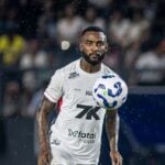 Vitória x São Paulo: onde assistir, escalações e tudo sobre o duelo decisivo pela permanência na Série A. Imagem: Victor Ferreira / EC Vitória