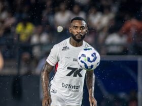 Vitória x São Paulo: onde assistir, escalações e tudo sobre o duelo decisivo pela permanência na Série A. Imagem: Victor Ferreira / EC Vitória