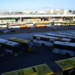 Ônibus são alvo de ataques coordenados no Distrito Federal