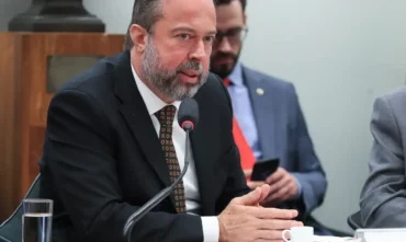 Brasil negocia parcerias em minerais com a Arábia Saudita