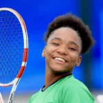 Vitória Miranda é eleita a melhor tenista jovem da temporada 2025