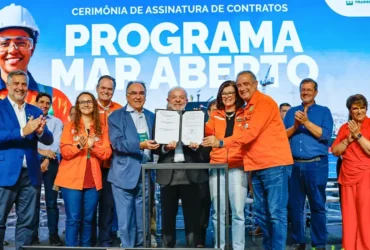 Petrobras firma contrato bilionário para construção de navios no Sul do país