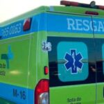 Carreta sai de pista na BR-364 em Cuiabá e desce área de declive