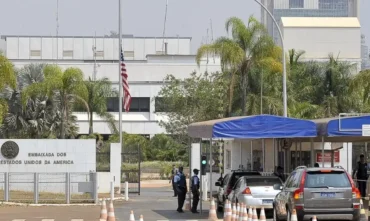 Visto de imigração é suspenso para cidadãos de 75 países pelos Estados Unidos