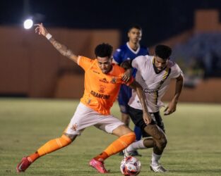 Nova Iguaçu x Bangu ao vivo: onde assistir, horário e panorama do jogo pelo Carioca 2026. Imagem: @gentil.fotografia