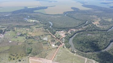 Avanço histórico: Prefeitura de Lucas do Rio Verde entrega matrículas de imóveis do bairro Colina Verde