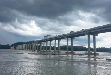 Maior ponte de Mato Grosso avança 60% no Rio Juruena