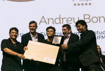 Jornalismo ganha destaque em prêmio do Parlamento