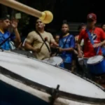 Ensaios de escolas e blocos animam bairros de Cuiabá