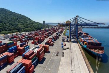 Exportações crescem 43,8% até a 2° semana de janeiro em relação com a média de janeiro/25