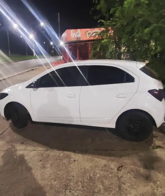 Força Tática recupera veículo roubado em Várzea Grande