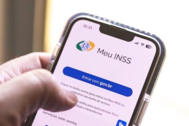 INSS já devolveu R$ 2,8 bilhões a vítimas de descontos irregulares. Prazo para contestação de descontos vence em 14 de fevereiro