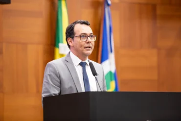 Emenda amplia RGA e propõe pagar perdas salariais