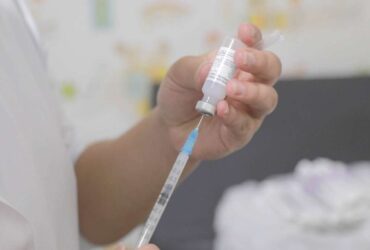 Mobilizacao permanente leva vacinacao a mais de 14 mil idosos em Varzea Grande -CenárioMT