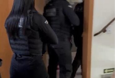 Ação investiga invasão de conta gov.br usada para financiamentos fraudulentos e resultou no cumprimento de prisões e mandados com apoio da Polícia Civil paulista