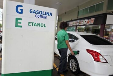 Petrobras reduz preço da gasolina em 5,2% a partir desta terça-feira