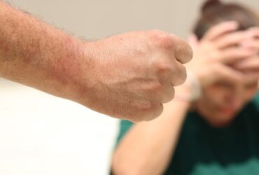 Polícia Civil prende homem por violência contra gestante em Várzea Grande