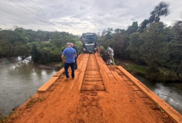 Ponte sobre o Corrego Grande na MT 560 e interditada apos acidentes em Sorriso -CenárioMT