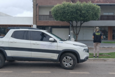 Procon Sorriso realiza visitas orientativas em escolas, faculdades e papelarias