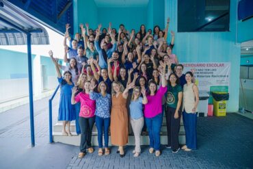 Profissionais da educação participam da abertura do ano letivo de 2026