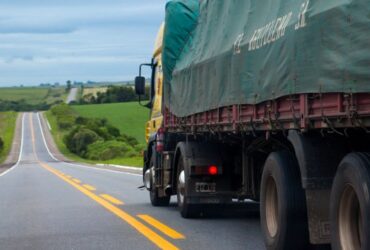 Quanto custa colocar um caminhão na estrada: ANTT conclui revisão do piso mínimo do frete