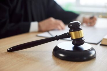Réu é condenado em Nova Mutum por posse e armazenamento de material ilegal envolvendo crianças e adolescentes