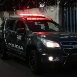 Trio é preso após ataque armado e roubo de caminhonete em Cáceres