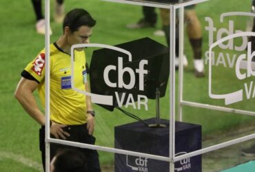 VAR estreia nas fases decisivas do Campeonato Mato-grossense 2026 e marca avanço histórico no futebol estadual