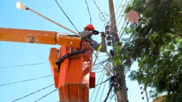 Várzea Grande amplia iluminação e reforça segurança em bairros