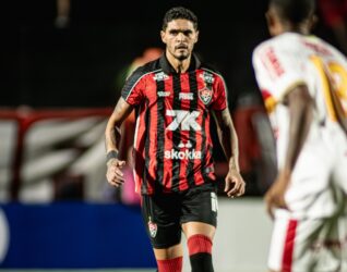 Vitória x Remo ao vivo: onde assistir, escalações e palpite da estreia no Brasileirão Série A 2026. Imagem: Victor Ferreira EC Vitória