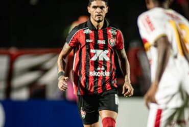 Vitória x Remo ao vivo: onde assistir, escalações e palpite da estreia no Brasileirão Série A 2026. Imagem: Victor Ferreira EC Vitória