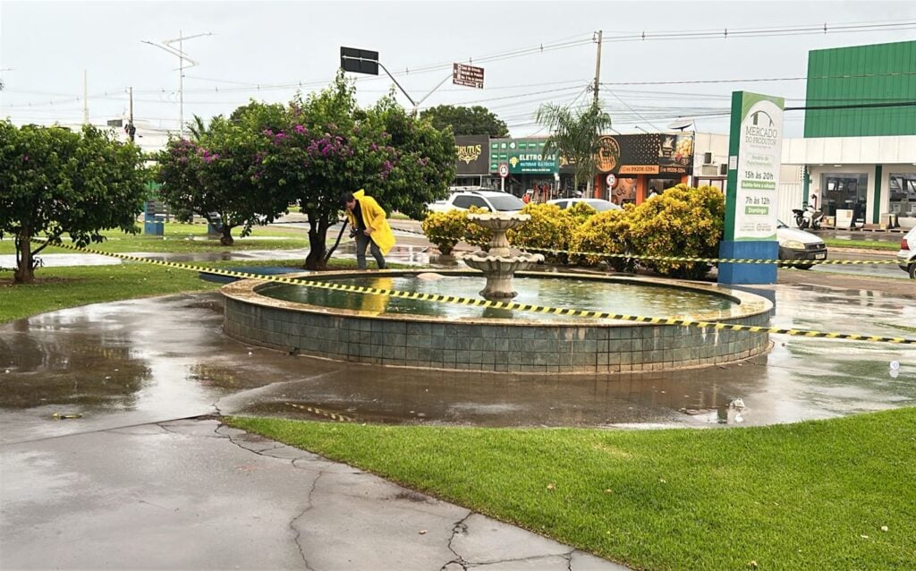 Homem é encontrado morto em chafariz do Mercado do Produtor