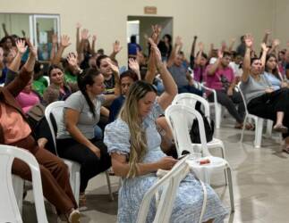 Assembleia do Sintep reúne quase todas as escolas e debate rumos da educação em Lucas do Rio Verde