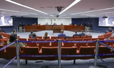 Moraes autoriza redução de pena de coronel por leitura e estudos