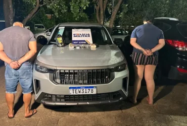 PM apreende drogas e recupera carro roubado em Várzea Grande