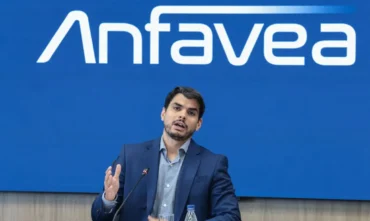 Anfavea projeta crescimento de 3,7% na produção de veículos em 2026