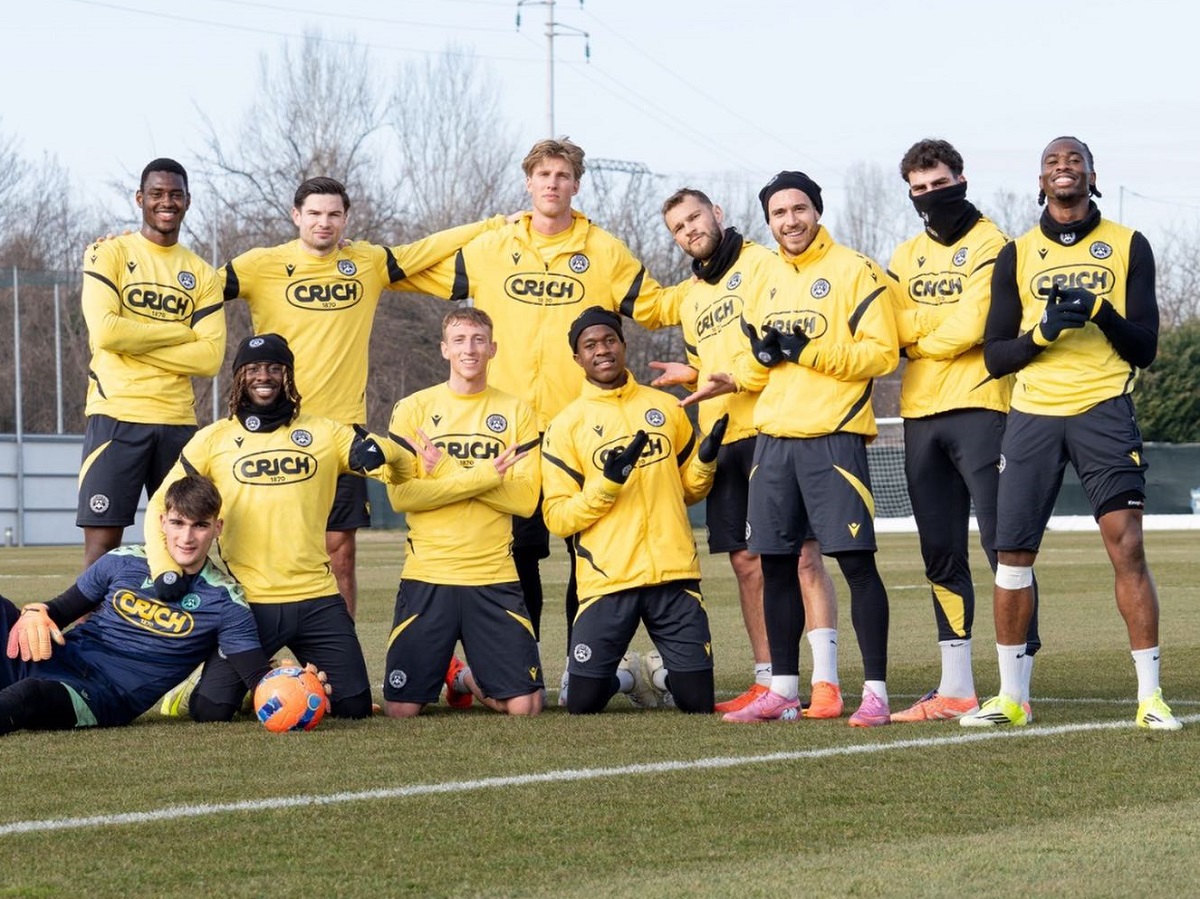 Hellas Verona x Udinese ao vivo: onde assistir, escalações e tudo sobre o duelo do Italiano. Imagem: Divulgação Udinese Hellas Verona x Udinese ao vivo: onde assistir, escalações e tudo sobre o duelo do Italiano. Imagem: Divulgação Udinese