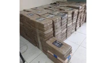 Operação internacional apreende cocaína em alto mar e detém brasileiros