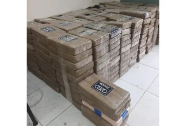 Operação internacional apreende cocaína em alto mar e detém brasileiros