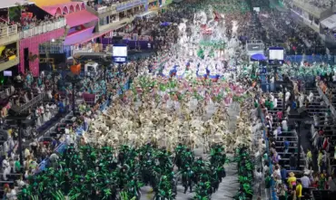 Série Ouro reúne escolas jovens e medalhões na disputa por vaga no Grupo Especial