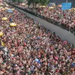 Carnaval movimenta o Bixiga com blocos tradicionais e ritmos brasileiros em São Paulo
