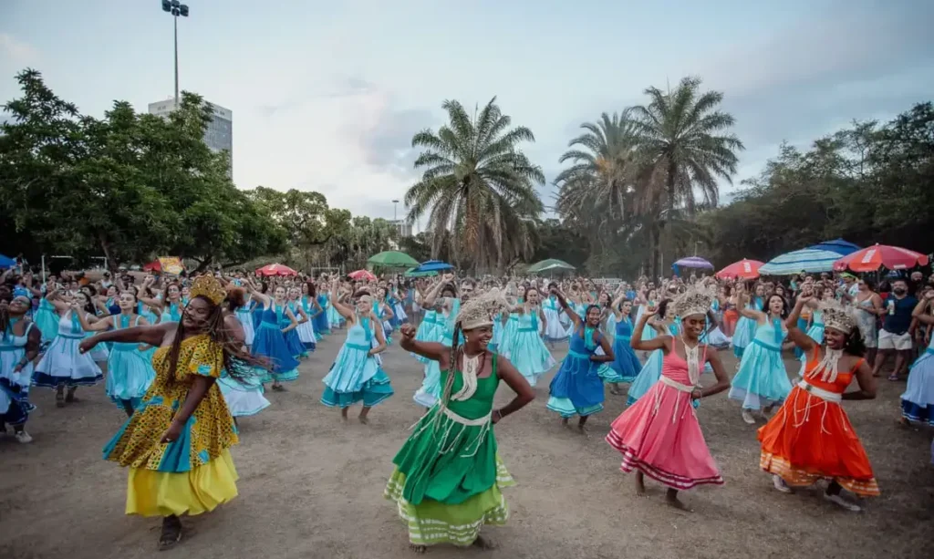 Assembleia do Rio concede prêmio ao grupo Olokun por atuação cultural