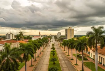 Várzea Grande amanhece ensolarada em 16/02/2026