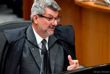 Ministro do STJ pede licença médica após acusação de importunação