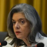 Cármen Lúcia vota contra gratificação a inativos do INSS