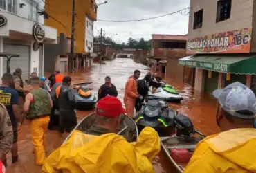 Chuvas deixam 22 mortos e provocam destruição na Zona da Mata de Minas