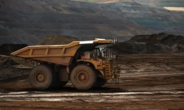 Justiça paralisa operações da Vale após vazamento em complexo de Minas Gerais