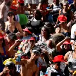 Carnaval movimenta 462 blocos no Rio neste sábado (14)