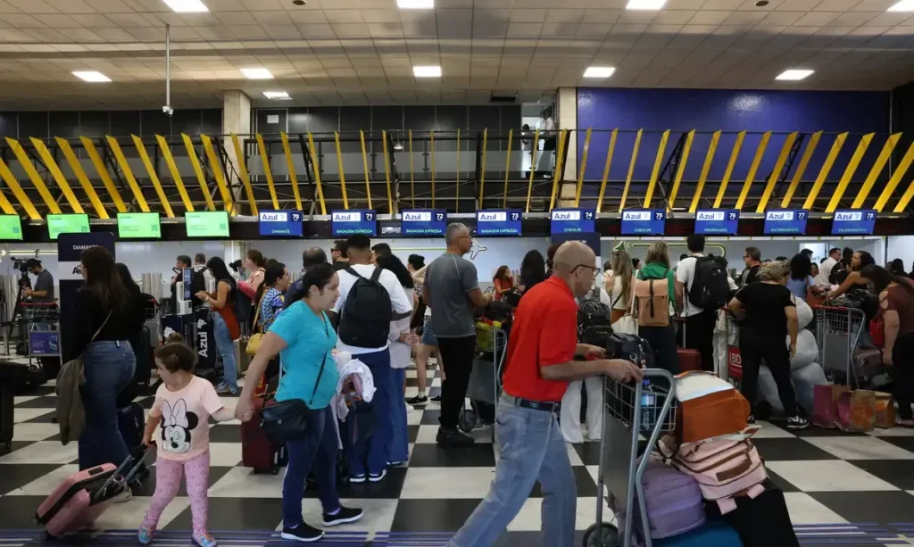 Governo Federal Investe R$ 4,6 Bilhões em Aeroportos para Expandir Capacidades